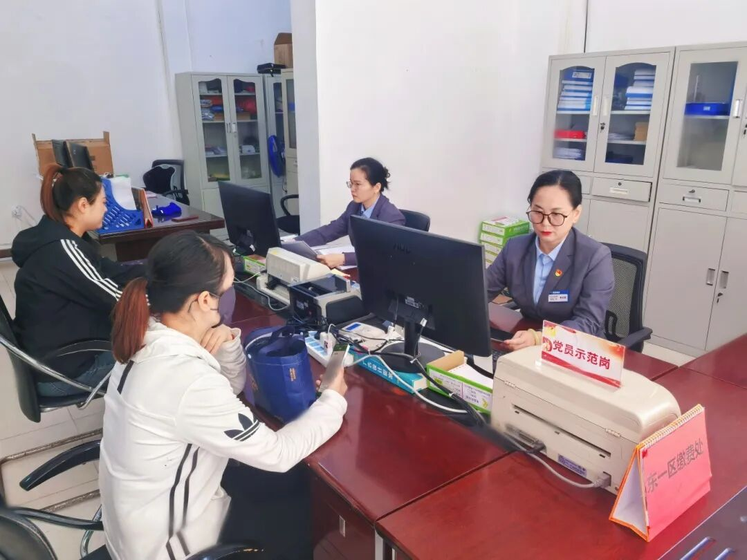 三亞南新物業(yè)有限公司： “紅色物業(yè)”托起居民